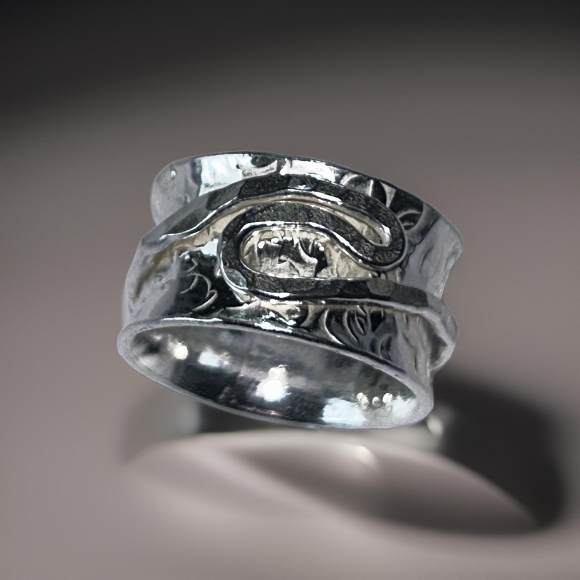 Wave Spinner Ring - Silver Lines Jewellery